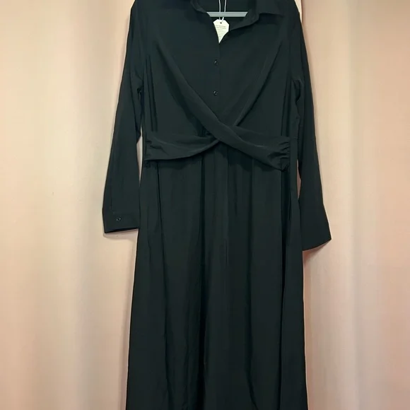 Price Reduction! Women’s long sleeve dress. - Picture 6 of 11
